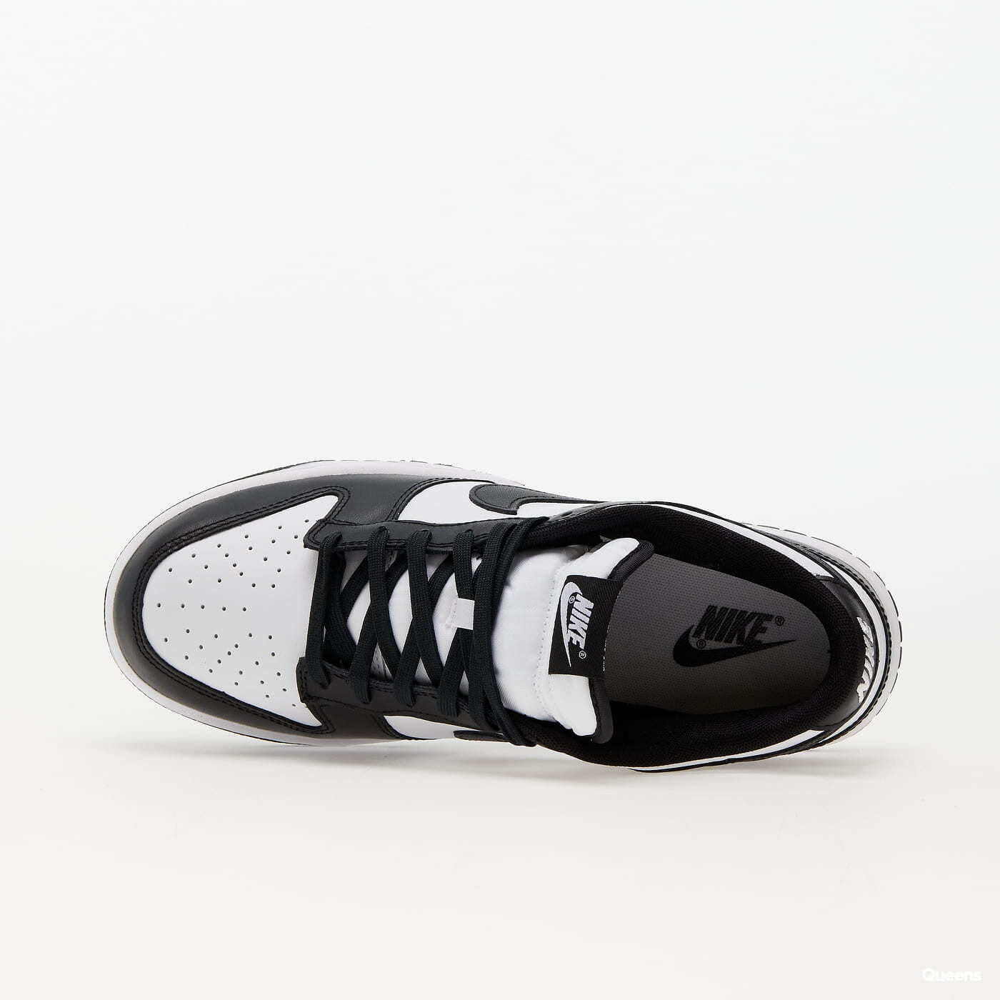 nike dunk low retro white black